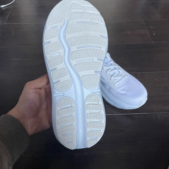 Brooks Ghost Max 2 - Picture 4 of 5